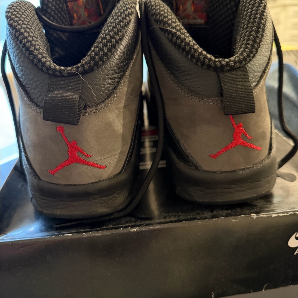 Jordan Men's Retro 10 Size 11.5 Shadow 2018 - Picture 3 of 5